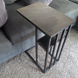2x black end tables