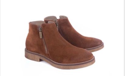 ITALEAU Women's 9.5, Foliana Waterproof Suede Booties Cognac