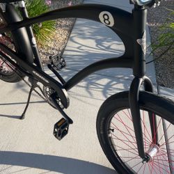 Electra Straight 8 Cruiser 