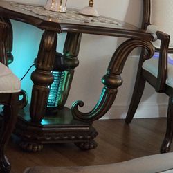 Coffee Table  Sat 1 Big And 2 Smol 