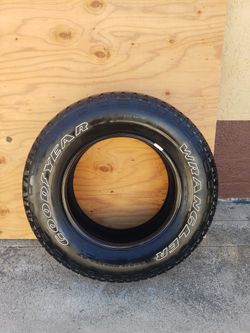 Truck Spare Tire 255/70 R17