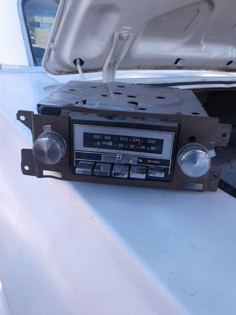 1981 buick regal stock radio