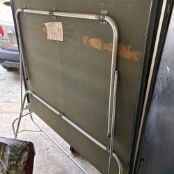 Ping pong table w accessories