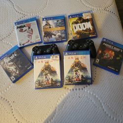 Two Ps4 Controllers And 7 Games