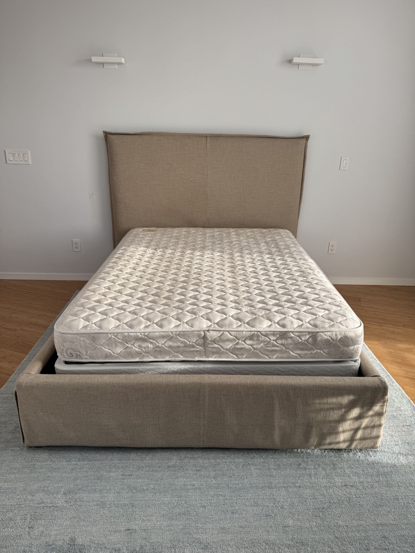Queen Bed