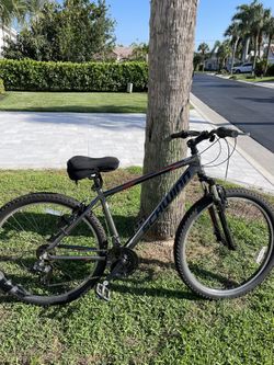 Schwinn Men s Standpoint Mountain Bike for Sale in Wellington FL OfferUp