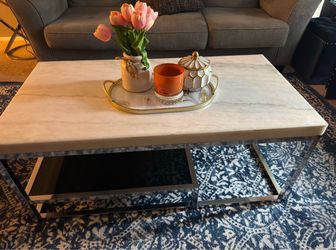 Modern Marble Coffee Table – Excellent Conditi