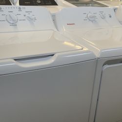 REALLY NICE WASHER AND DRYER 