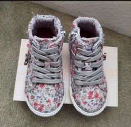 Toddler Shoes Size 10 Brand New Girls