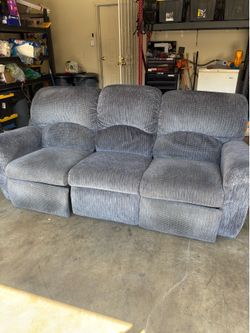 La -Z-Boy recliner couch
