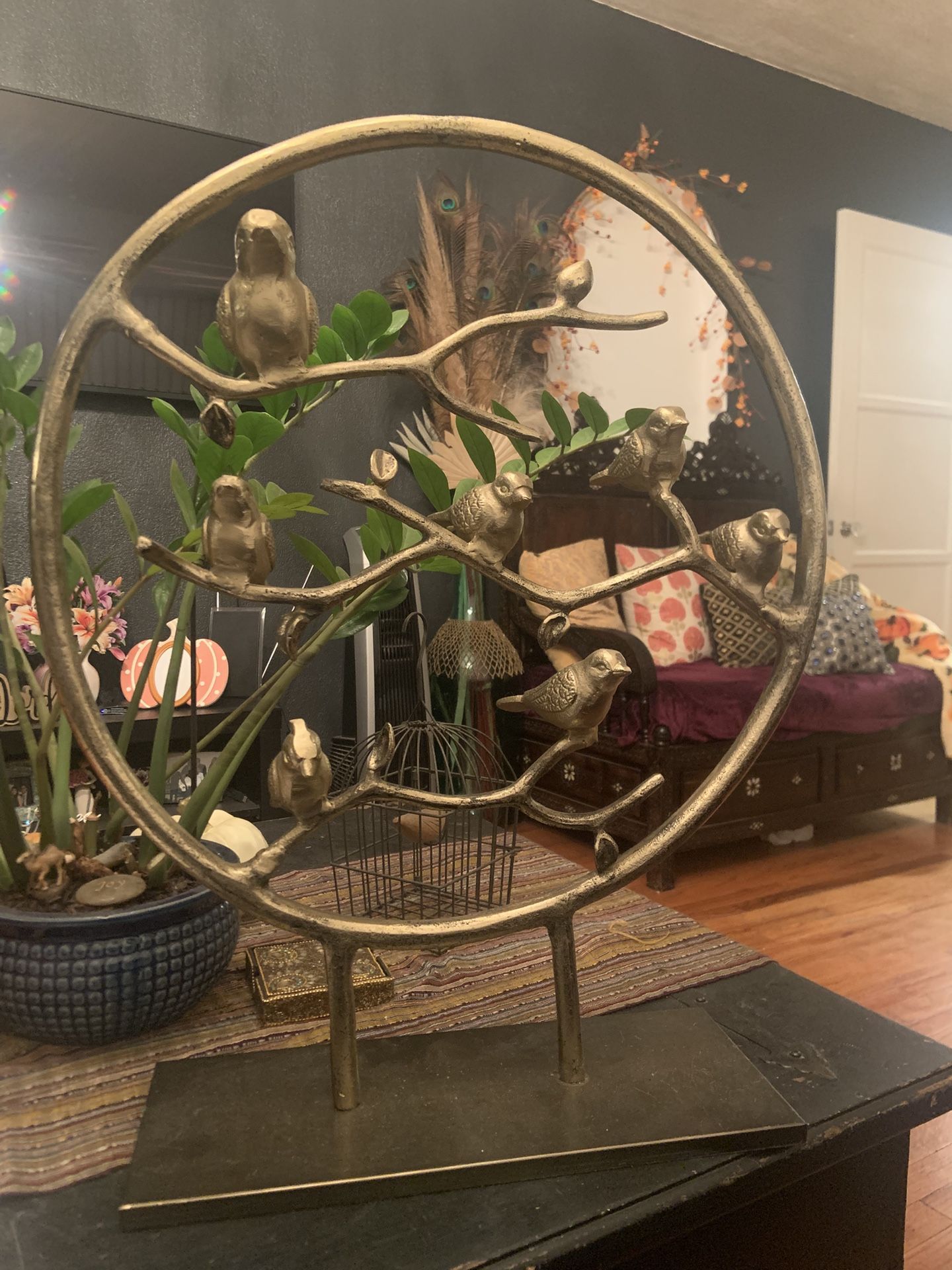 Round Gold Metal Birds Sculpture