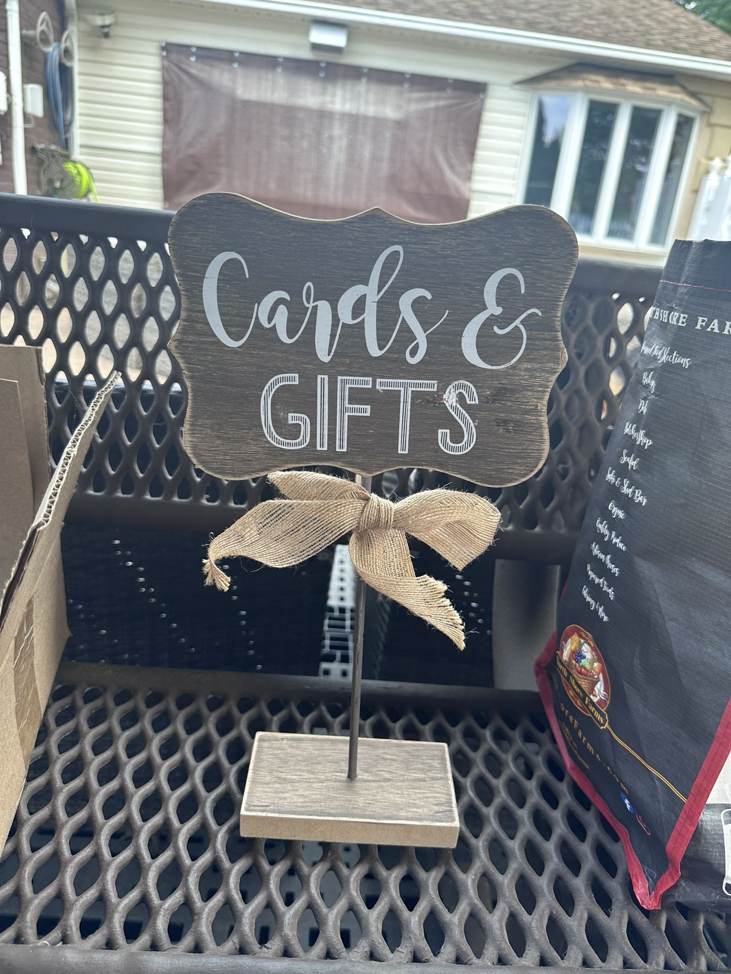 card table centerpiece