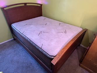 Queen Bed