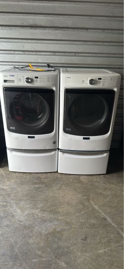 Washer and dryer Maytag