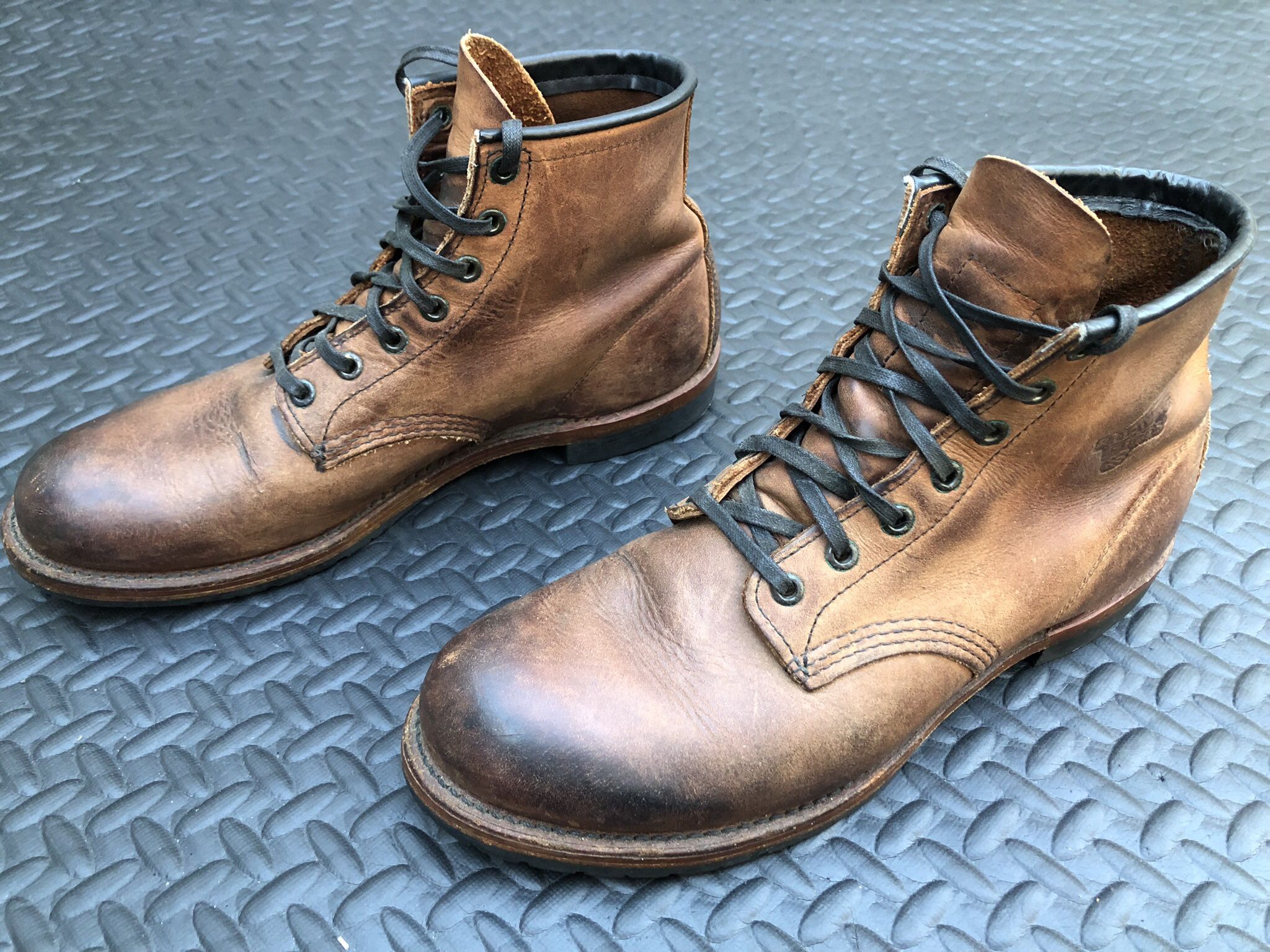 RED WING HERITAGE 4579 6-INCH GAUCHO LEATHER BECKMAN BOOT SIZE IN EXCELLENT CONDITION SIZE 9 1/2 . $180