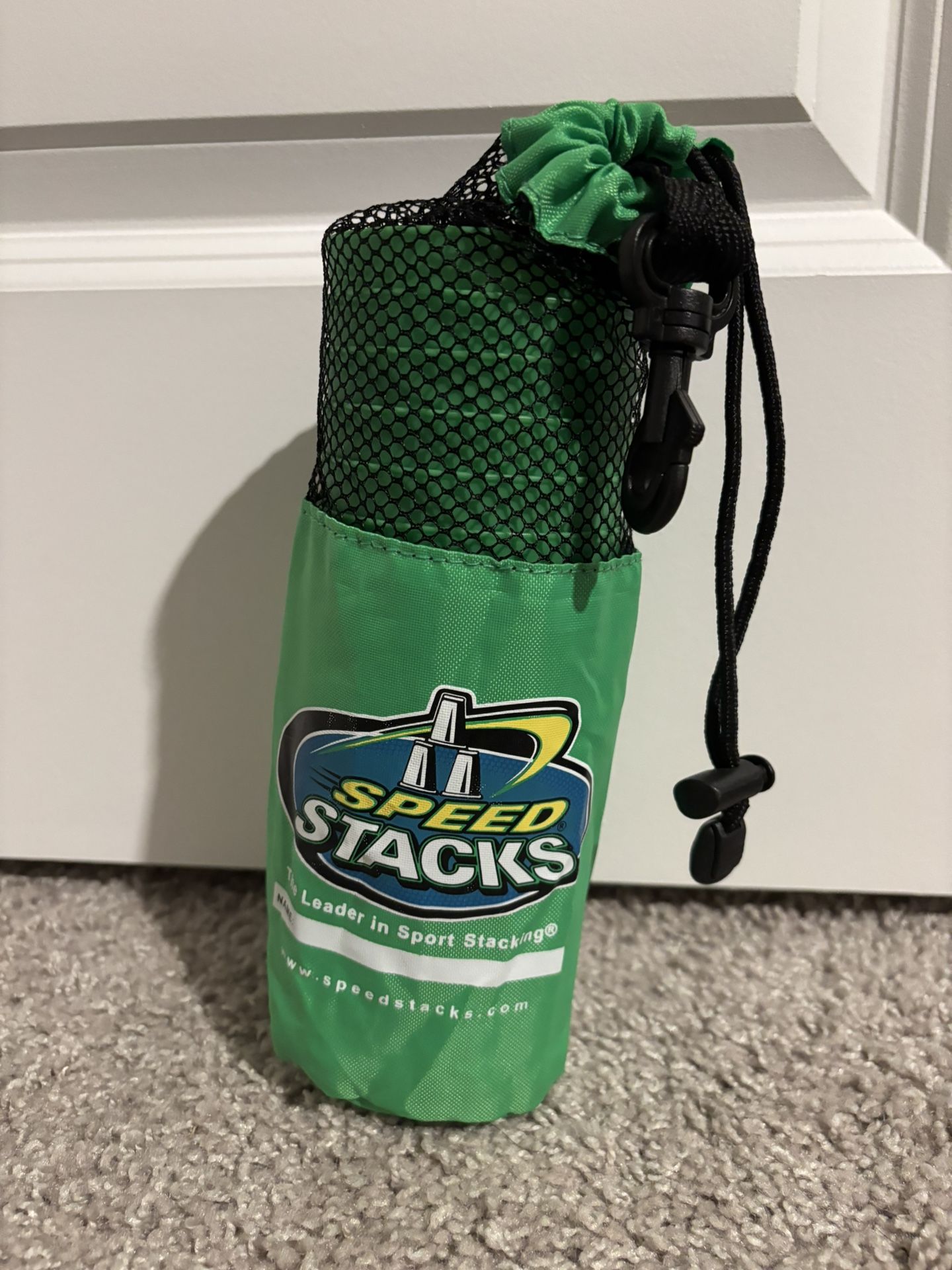 stacking cups