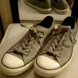 CONVERSE CHUCK TAYLOR ALL STAR LEATHER SIZE 11.5