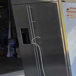 Monogram Refrigerator 