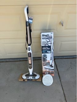 Shark floor steamer brand new in box