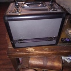 Mac Make Up Box With Foldout Shelves 