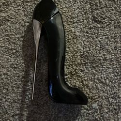 Carolina Herrera Perfume