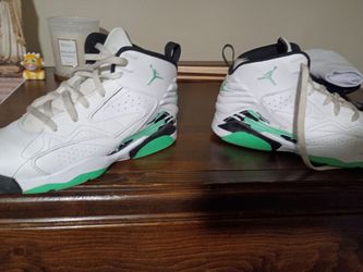 Kids Jordans 3y