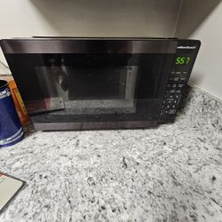 Perfectly Working Microwave 