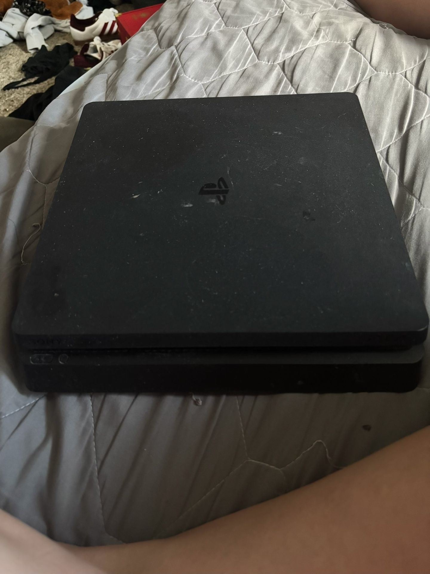PS4 Slim
