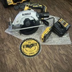Dewalt Cordless Circular Saw