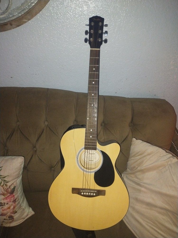Fender 3/4 Acoustic - Electric