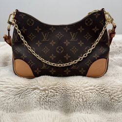 Louis Vuitton Boulogne PM Bag