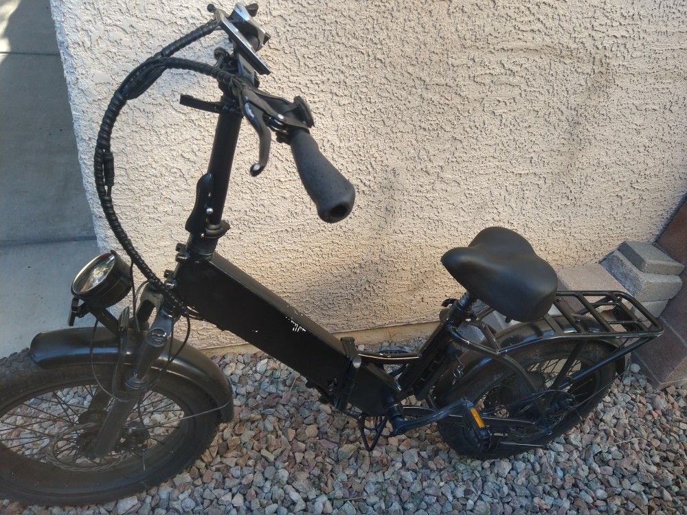 Letric 3.0 Electric Bike Goes 40 Mph With Charger And Extra Battery