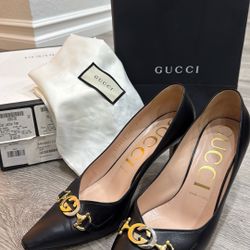 Gucci Zumi Leather Pump