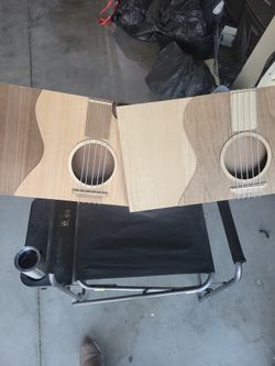 Dueling Guitars wall Decor