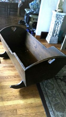Antique Baby Cradle Amish Build 1800s