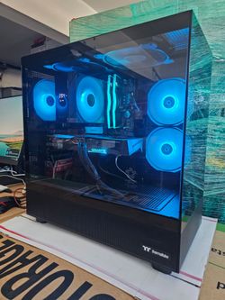 Black gaming pc Ryzen 5 5500 with 3050 8gb