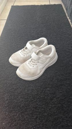 Girl ASICS