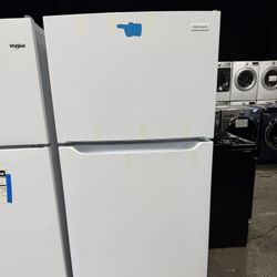 new open box Frigidaire white top and bottom refrigerator
