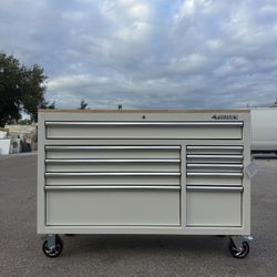 NEW 🤍 Husky 52” Tool Box 