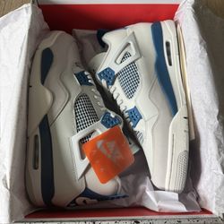 Nike Air Jordan 4 “Military Blue”