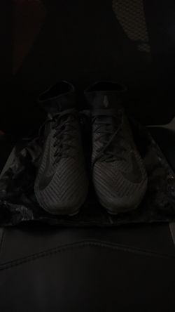 Nike mercurial elite soccer cleats