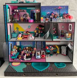 LOL House Over 48 LOL Dolls/LOL Pets/ Furniture