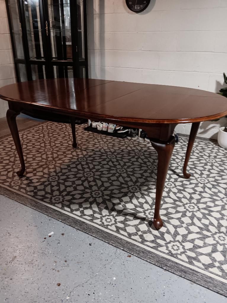 Dark Mahogany French Provincial Style Leaf Dining Table
