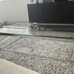 Glass/acrylic Coffee Table