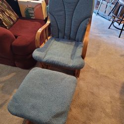 Rocking Chair 