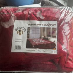 🆕 Majestic Super Soft Blanket