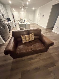 Leather sofa/love seat set