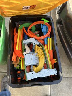Hot Wheel Tub Of Tracks And More