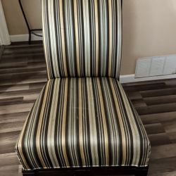 Accent Chair 