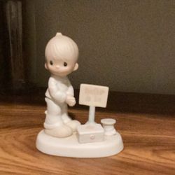 Precious Moments Figurine